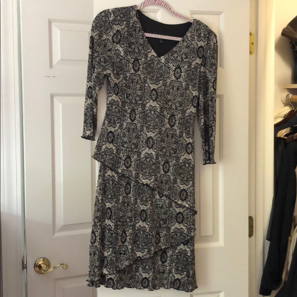 Connected apparel gorgeous dress size 8